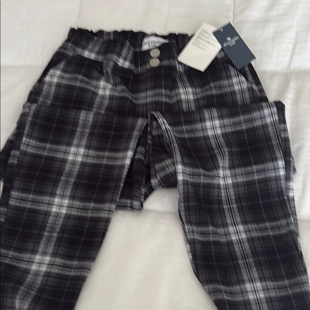 Abercrombie & Fitch Kids NWT Black and White plaid Pants